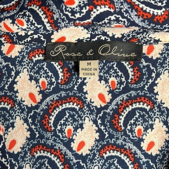 ROSE+OLIVE Blue and Pink Sleeveless Tunic Size Medium - Picture 2 of 9